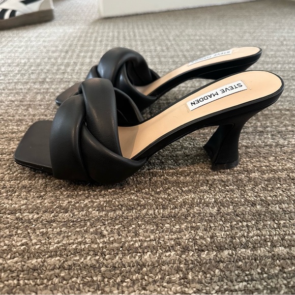 Steve Madden Heels - Picture 3 of 6